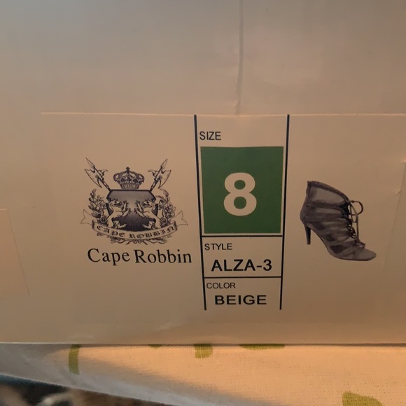 Lace up beige high heels - Picture 2 of 4